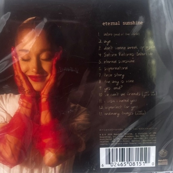 Ariana Grande Eternal Sunshine Signed CD - FULL SIGNATURE - New and Sealed - Picture 4 of 4